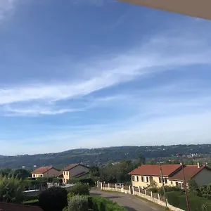 La Parenthèse Balnéo T2 Cosy De 40m² Avec Terrasse Ternay (Rhone)